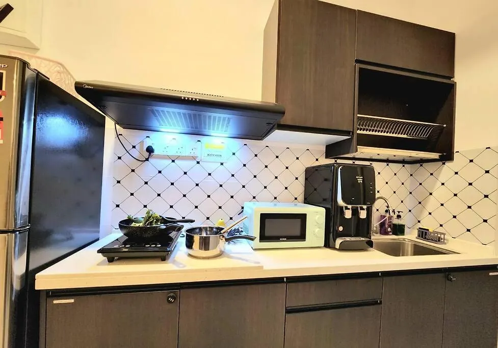 Ipoh City Horizon17 Homestay - 2 Rooms & 1 Bathroom - 8 Mins To Concubine Lane & Old Town Ipoh, 3 Mins Walking To Food Places & Convenient Store By Happy Homestay Apartment