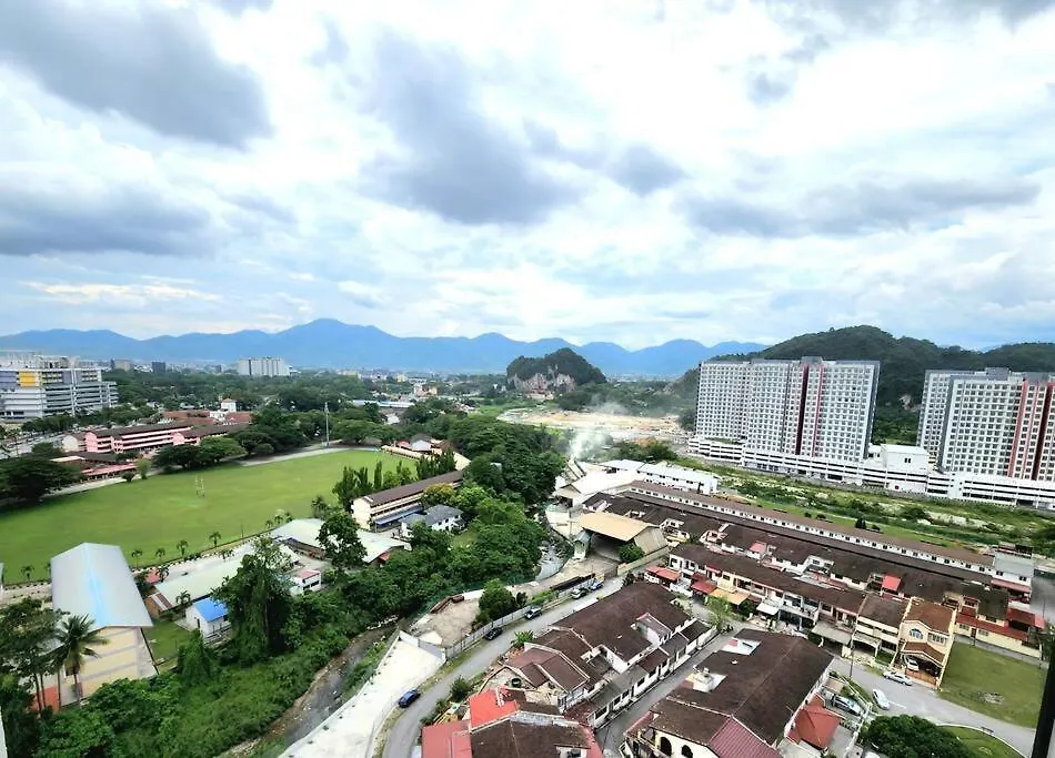 Ipoh City Horizon17 Homestay - 2 Rooms & 1 Bathroom - 8 Mins To Concubine Lane & Old Town Ipoh, 3 Mins Walking To Food Places & Convenient Store By Happy Homestay Апартаменты