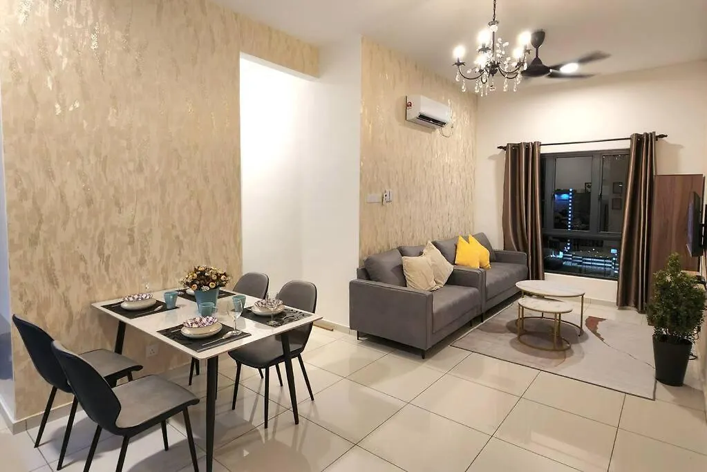 Ipoh City Horizon17 Homestay - 2 Rooms & 1 Bathroom - 8 Mins To Concubine Lane & Old Town Ipoh, 3 Mins Walking To Food Places & Convenient Store By Happy Homestay