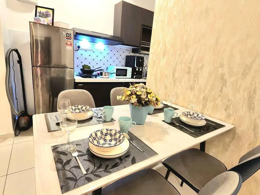 Ipoh City Horizon17 Homestay - 2 Rooms & 1 Bathroom - 8 Mins To Concubine Lane & Old Town Ipoh, 3 Mins Walking To Food Places & Convenient Store By Happy Homestay